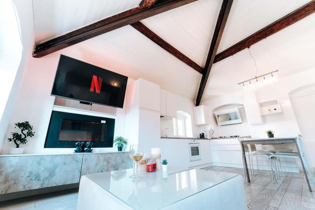 Apartmán Loft Cavour - Teatro Ariston Sanremo Exteriér fotografie
